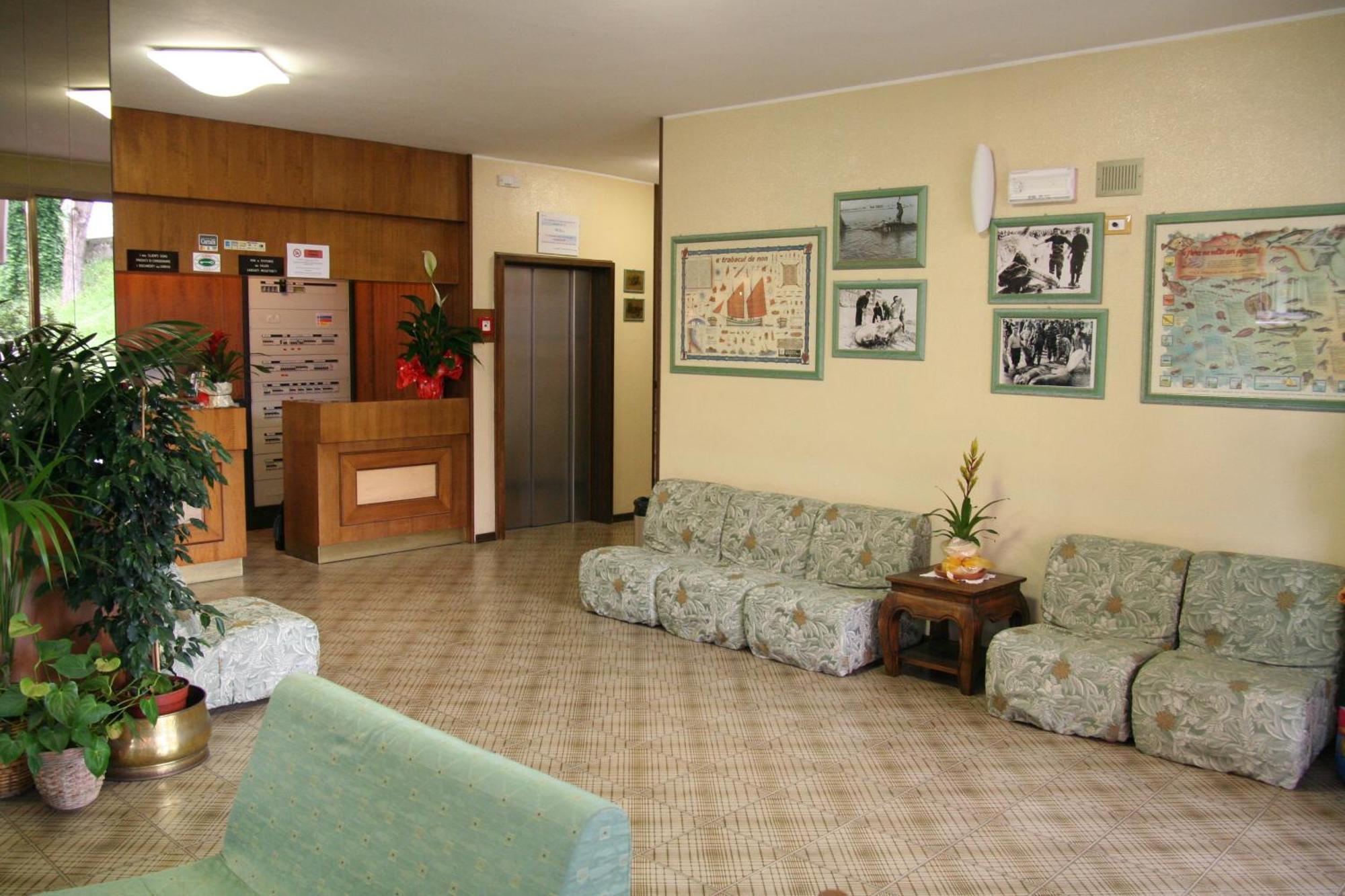 Hotel Marselli Rimini Exterior photo