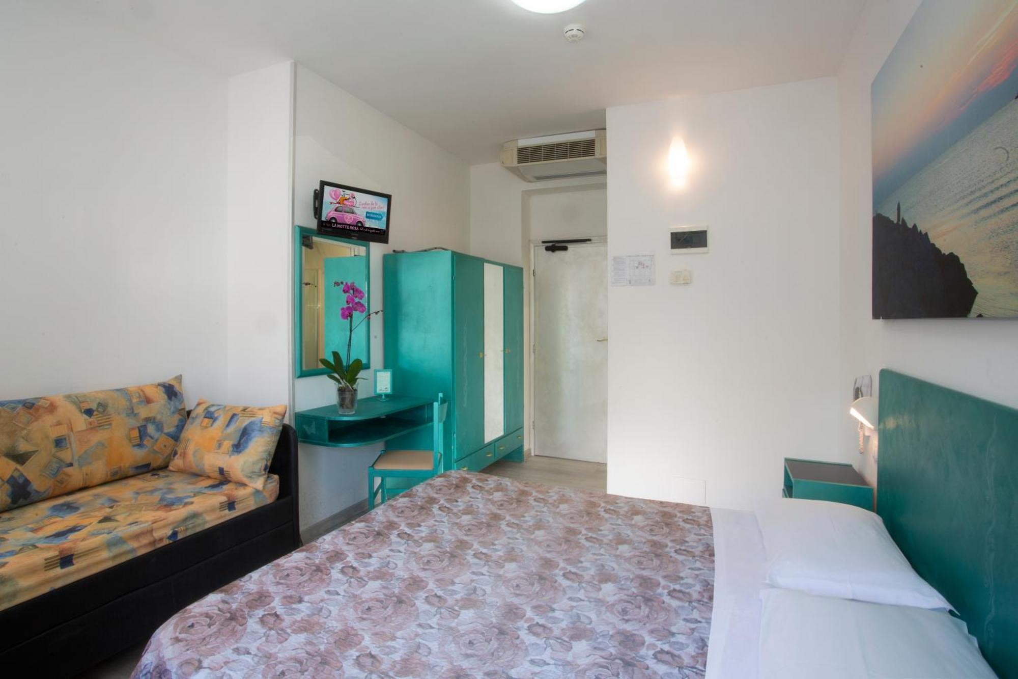 Hotel Marselli Rimini Exterior photo