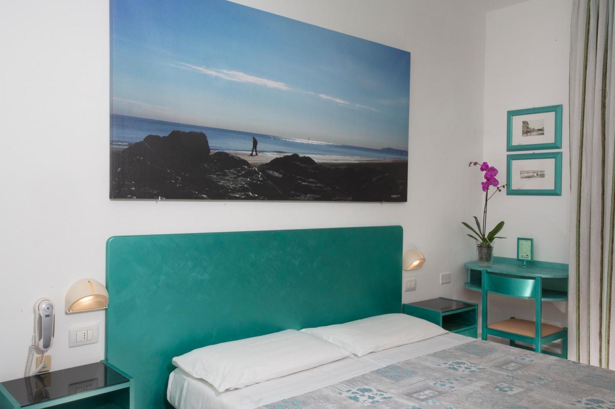 Hotel Marselli Rimini Exterior photo